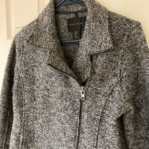 👩🏼‍💼NWOT Wool Blend Asymmetrical Jacket👩🏻‍🎤